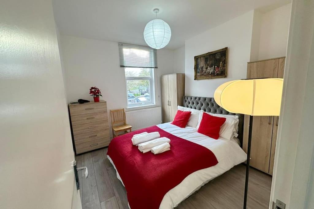 Parkside Stay North London - Victoria Line Buitenkant foto